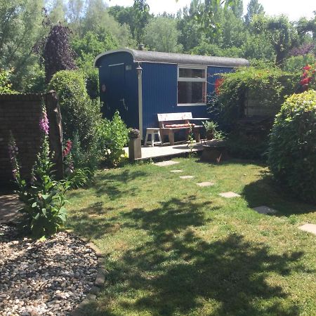 De Akker, Unieke Overnachting In Pipowagens! Ommeren Extérieur photo